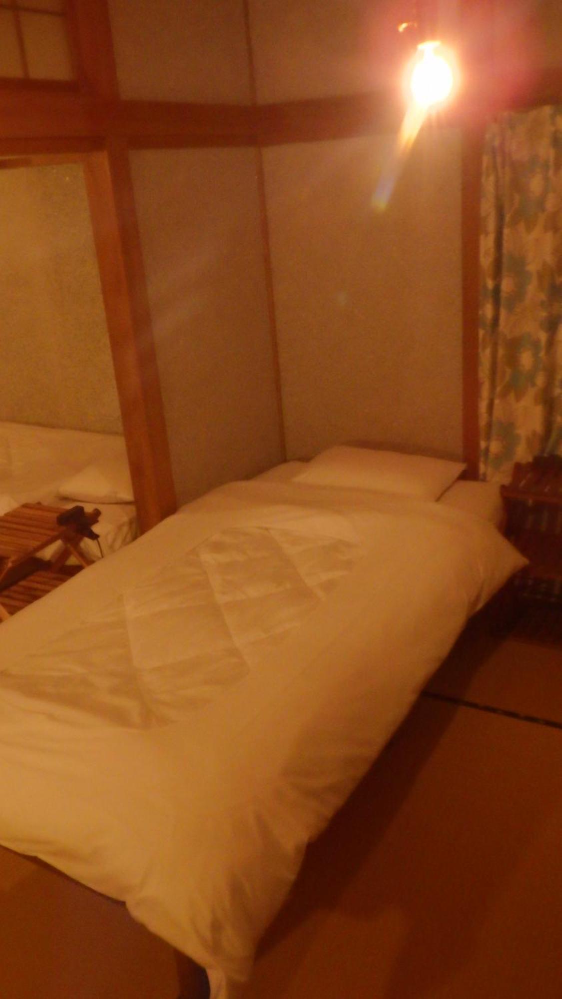 Cosmos Guesthouse Miyoshi  Exterior foto